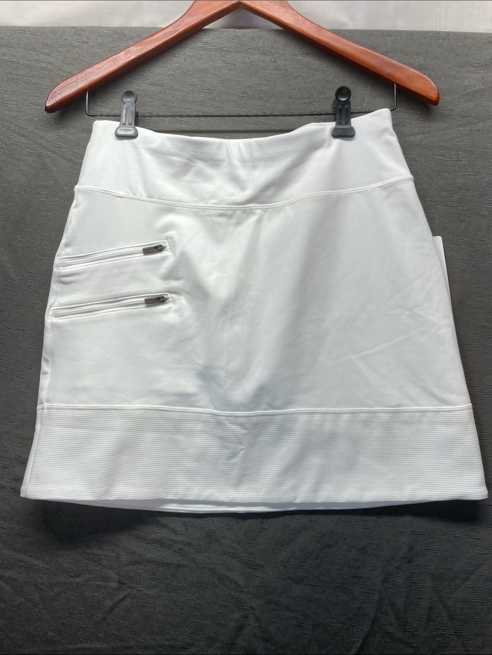 Athleta Tee Time White Performance Skort with Dual Zip Pockets